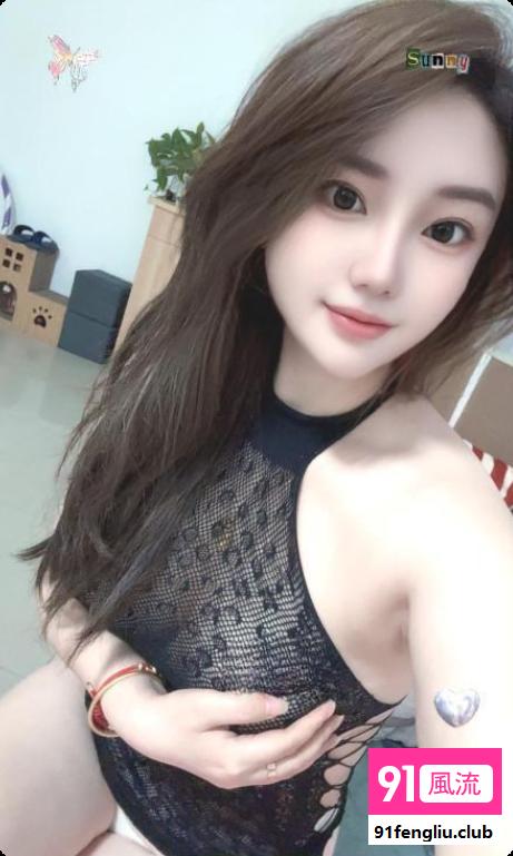 美乳肤白可儿